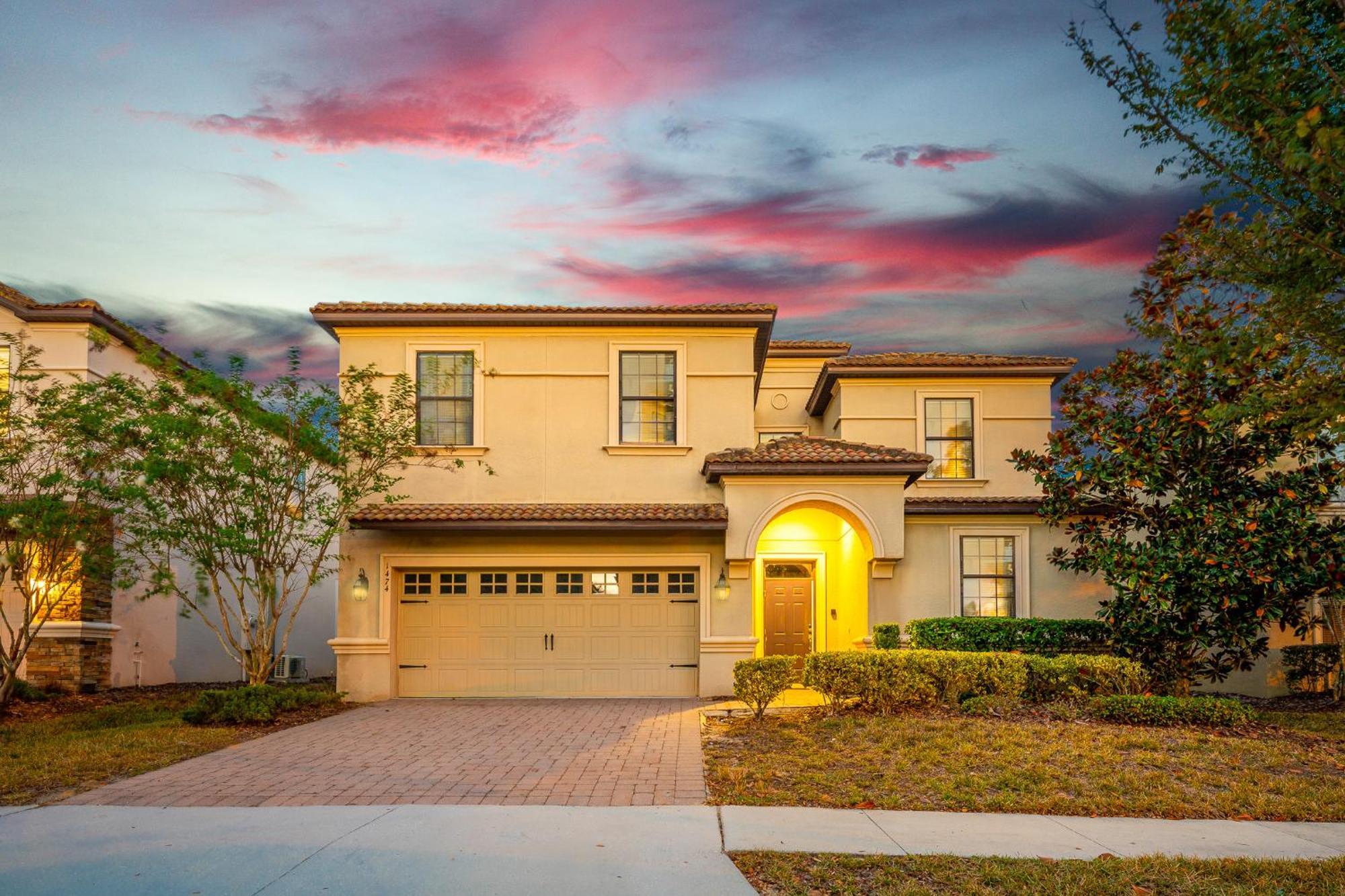 Heated Pool + Free Waterpark + Lazy River + Grill Davenport Exterior photo