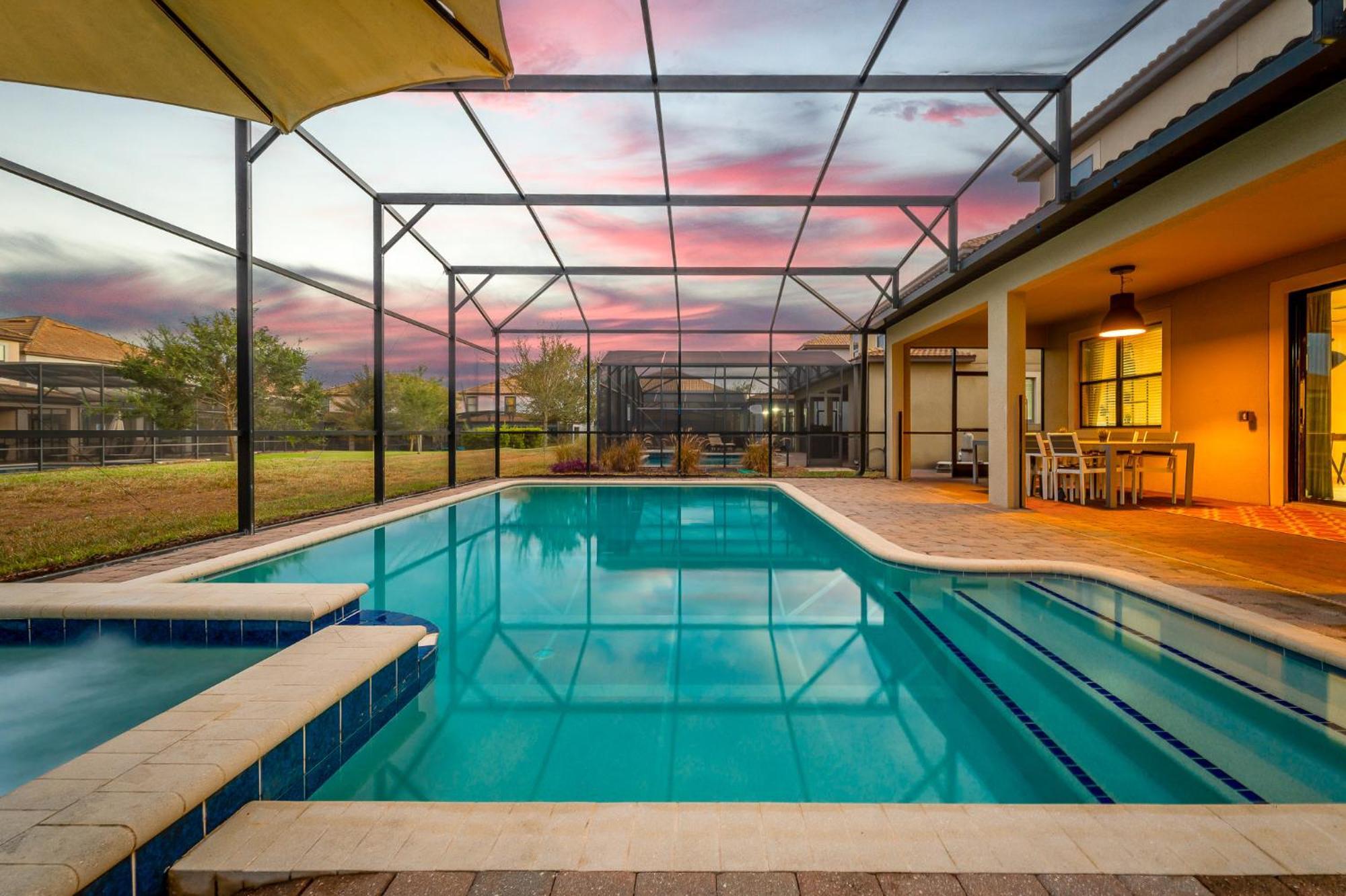 Heated Pool + Free Waterpark + Lazy River + Grill Davenport Exterior photo